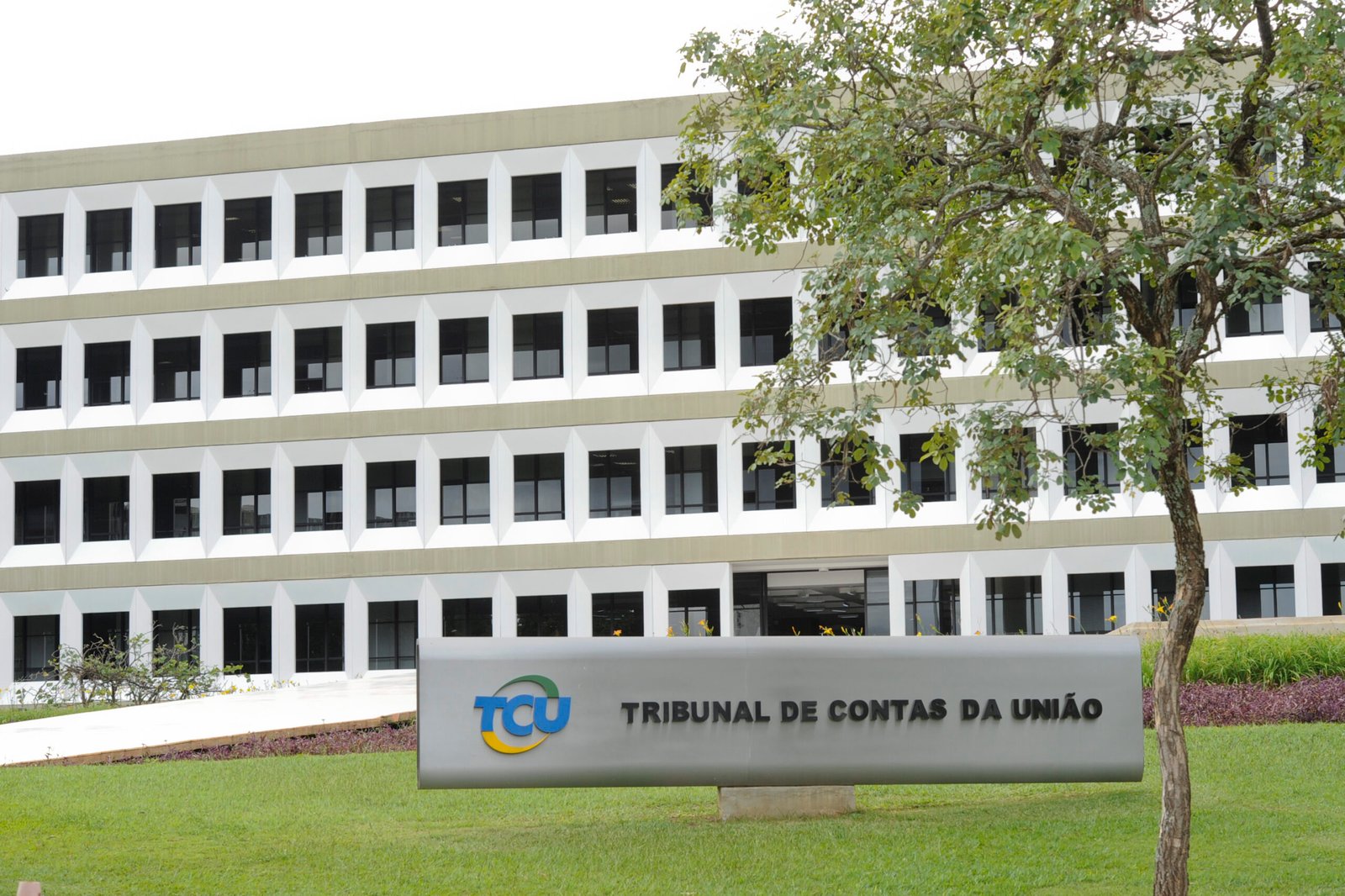 Fachada do prédio do Tribunal de Contas da União, em Brasília